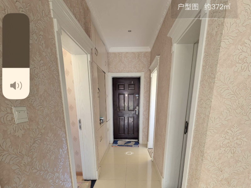 5室3廳2陽臺 果林湖畔別墅門廳