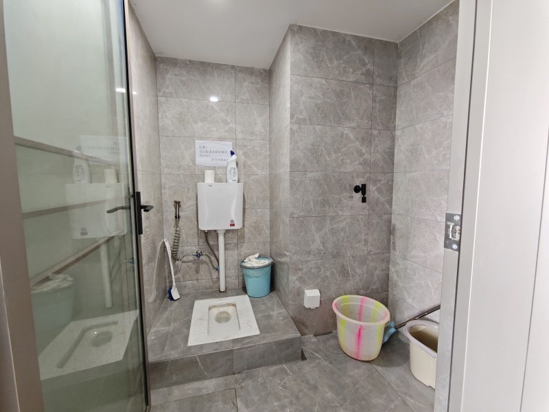 3室2廳 中海寰宇天下天境公寓衛(wèi)生間