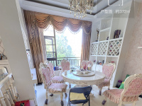 5室3廳2陽臺 果林湖畔別墅餐廳