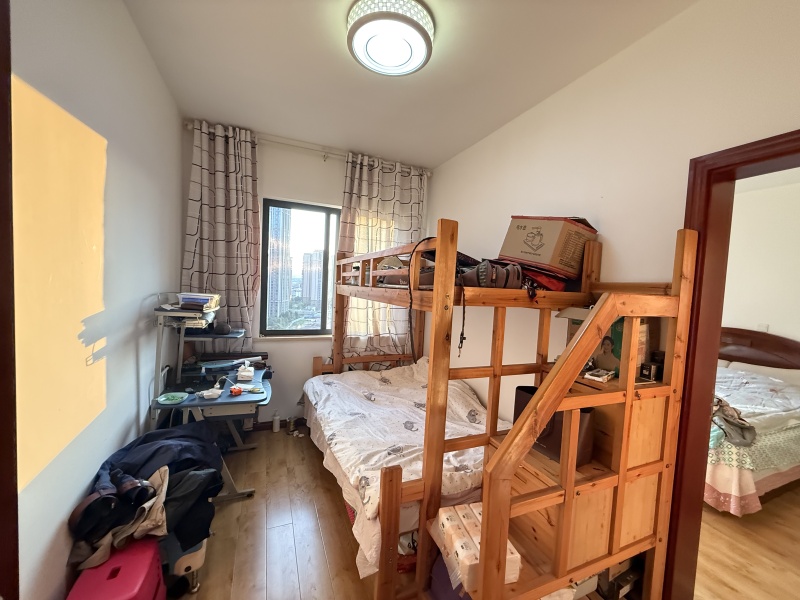 3室2廳1陽臺 潤城十一區(qū)臥室