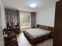 5室3廳2陽臺 高新文翠園臥室