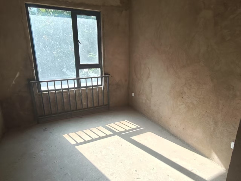 6室3廳3陽臺 中天城.央墅別墅臥室