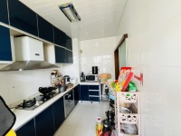 4室2廳2陽臺 中央麗城廚房