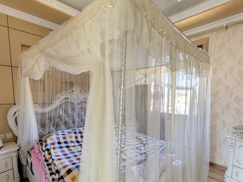 5室3廳2陽臺 果林湖畔別墅臥室