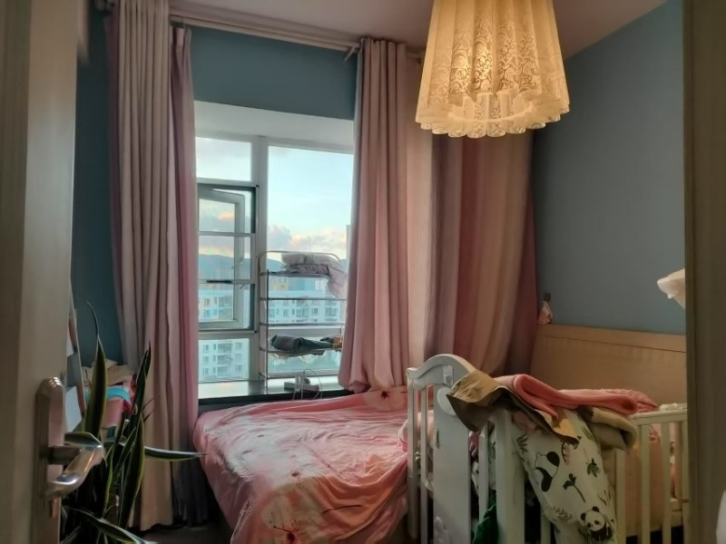 2室2廳1陽(yáng)臺(tái) 高美云安臥室