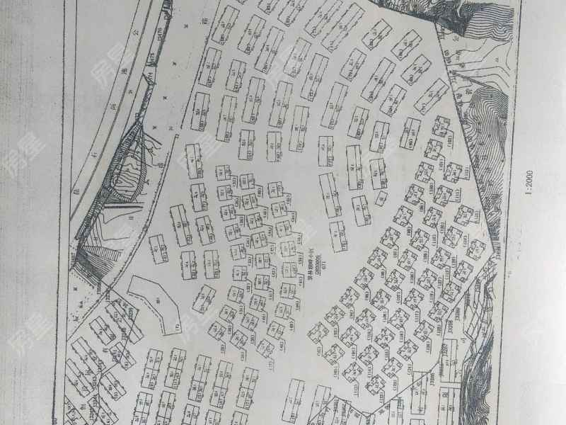 5室3廳2陽臺 果林湖畔別墅小區(qū)平面圖