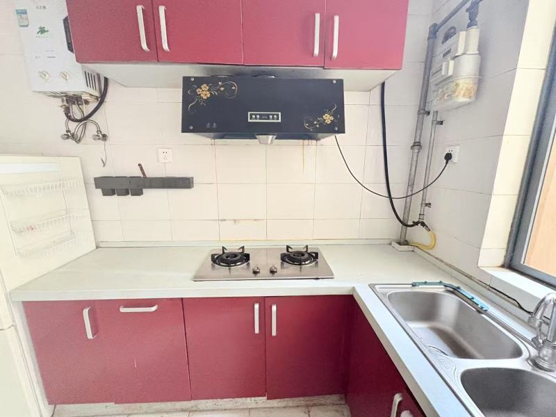 4室2廳1陽臺 新亞洲星體花園南區(qū)廚房