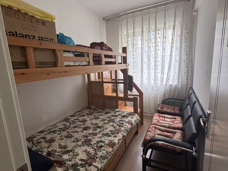 5室3廳2陽臺 高新文翠園臥室