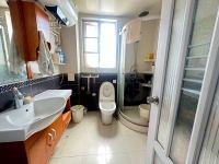 4室2廳2陽臺 世紀(jì)城華春苑衛(wèi)生間