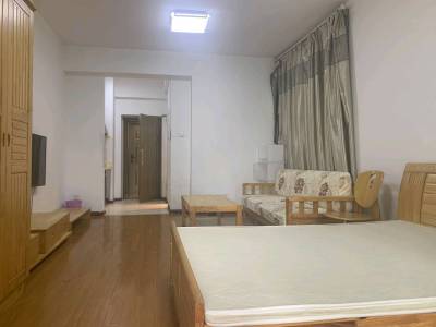 1室1廳1陽臺 七彩之門