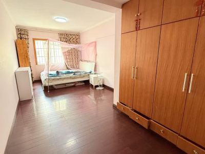 4室2廳2陽臺 新知花園