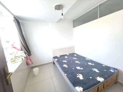 3室2廳 環(huán)城北路140號(hào)