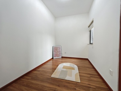 3室2廳2陽臺(tái) 滇池衛(wèi)城鉑睿