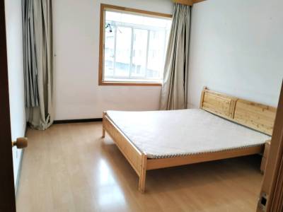 3室2廳1陽(yáng)臺(tái) 東方花園