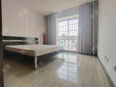 3室2廳2陽(yáng)臺(tái) 騰龍?jiān)?
     title=