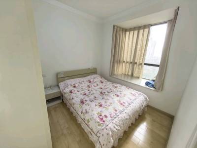 2室2廳1陽(yáng)臺(tái) 上東城