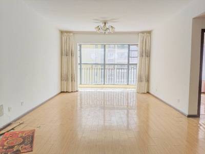 2室2廳1陽臺 金坤尚城學(xué)府里