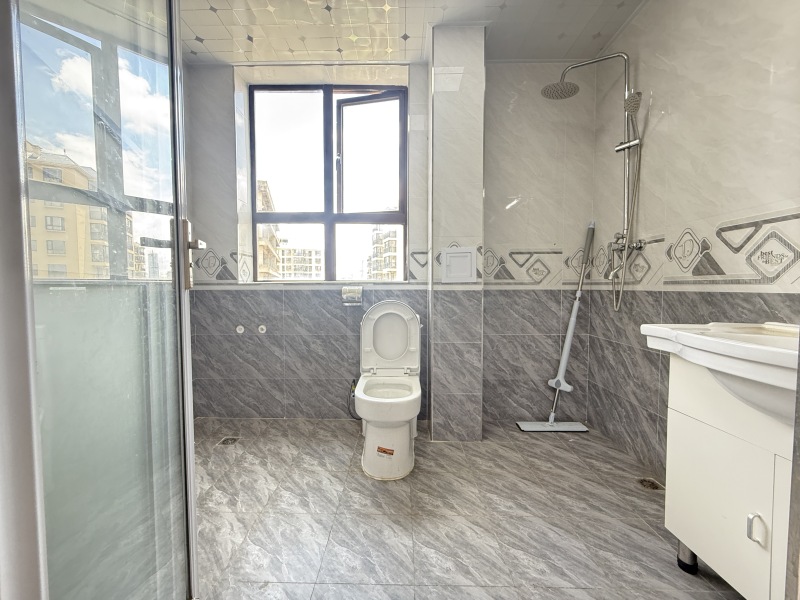 4室2廳2陽臺 瑞鼎城一期衛(wèi)生間