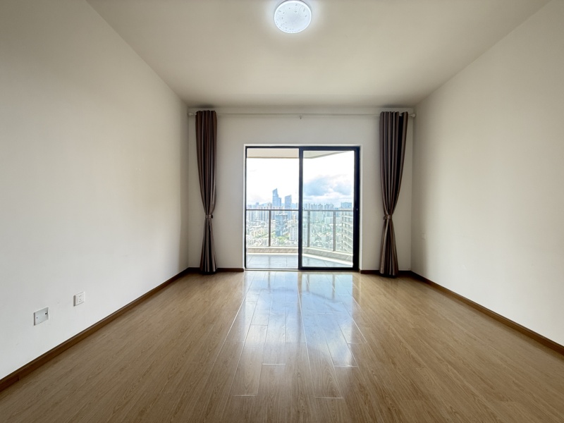 4室2廳2陽臺 瑞鼎城一期臥室