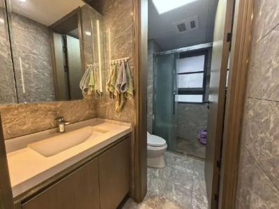 4室2廳2陽(yáng)臺(tái) 中交金地中央公園13號(hào)院