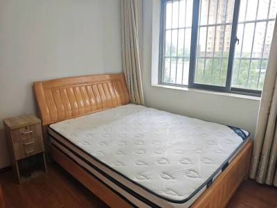 3室2廳 溪畔麗景臥室