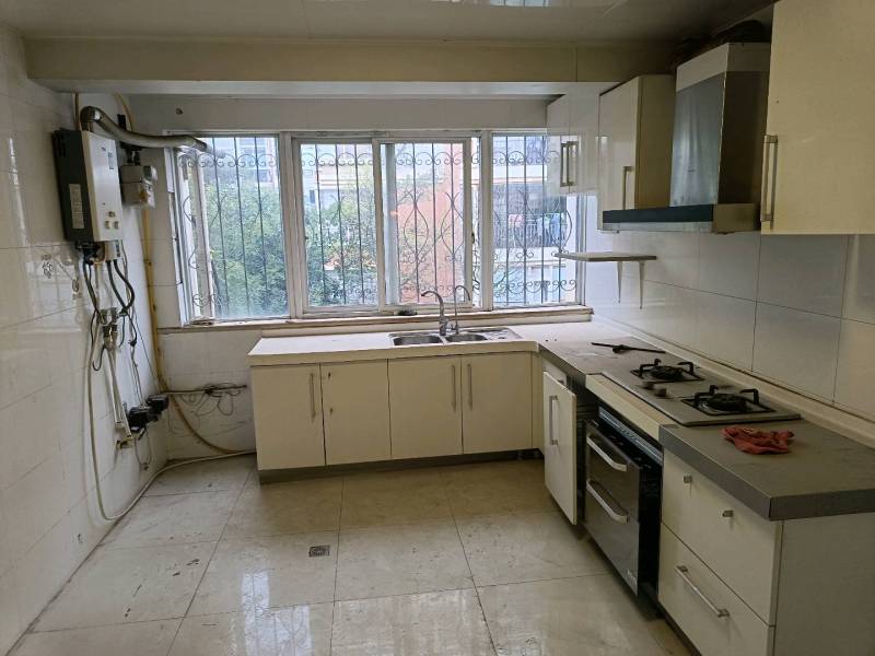 5室2廳2陽臺 香檳小鎮(zhèn)別墅廚房