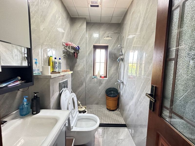 6室3廳5陽(yáng)臺(tái) 公園1903康醍別墅衛(wèi)生間