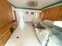 4室2廳1陽臺 紅塔花園客廳