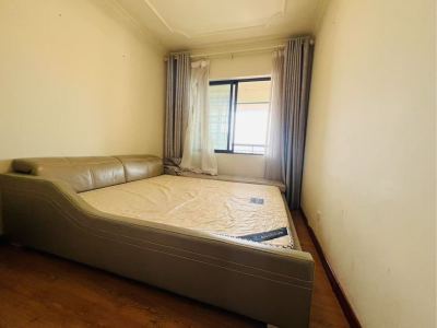 3室1廳1陽臺 興港瓏灣臥室