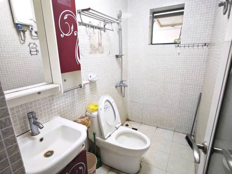 1室1廳1陽臺 摩瑪衛(wèi)生間