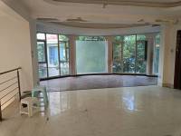 5室2廳2陽臺 香檳小鎮(zhèn)別墅陽臺