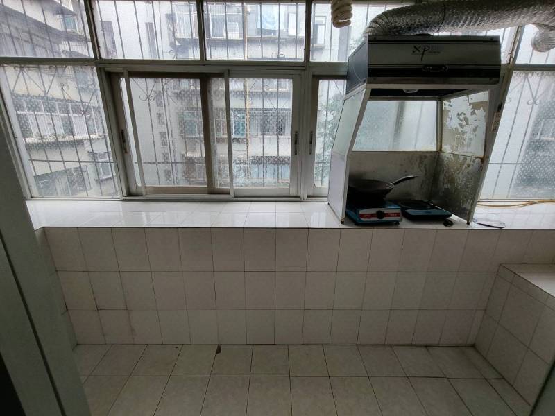 2室2廳1陽(yáng)臺(tái) 托福園廚房