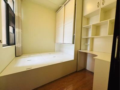 3室1廳1陽臺 興港瓏灣臥室