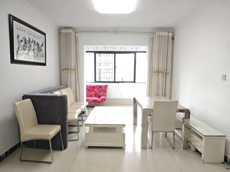 3室2廳 溪畔麗景客廳