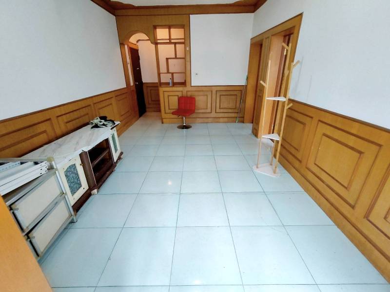 2室2廳1陽(yáng)臺(tái) 托福園客廳