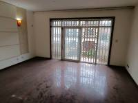 5室2廳2陽臺 香檳小鎮(zhèn)別墅臥室