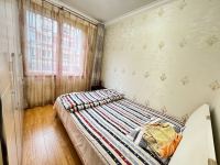 3室2廳1陽臺 金泉小區(qū)二期臥室