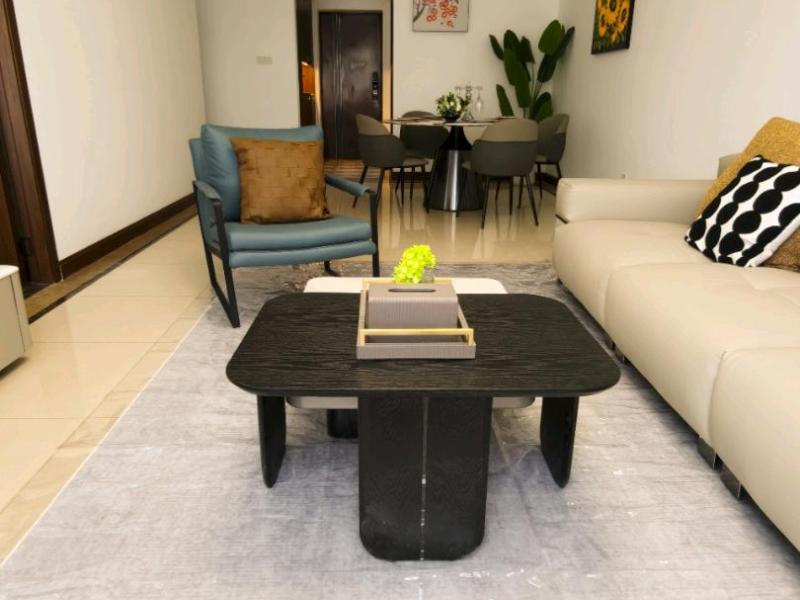 3室2廳1陽(yáng)臺(tái) 中海學(xué)府路8號(hào)門(mén)廳