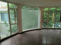 5室2廳2陽臺 香檳小鎮(zhèn)別墅陽臺