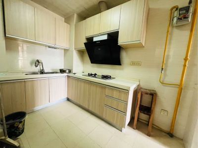 3室1廳1陽臺 興港瓏灣廚房