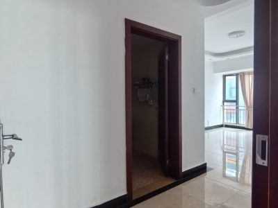 3室2廳1陽臺 國際銀座