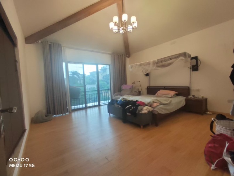 5室2廳2陽(yáng)臺(tái) 瀚林瀾山臥室