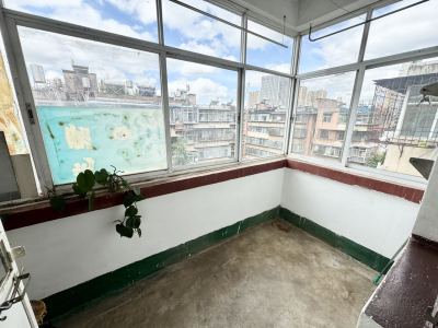 2室1廳1陽臺(tái) 江岸小區(qū)韻江里