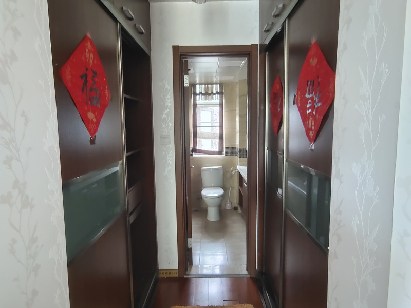 4室2廳2陽(yáng)臺(tái) 金域緹香其他