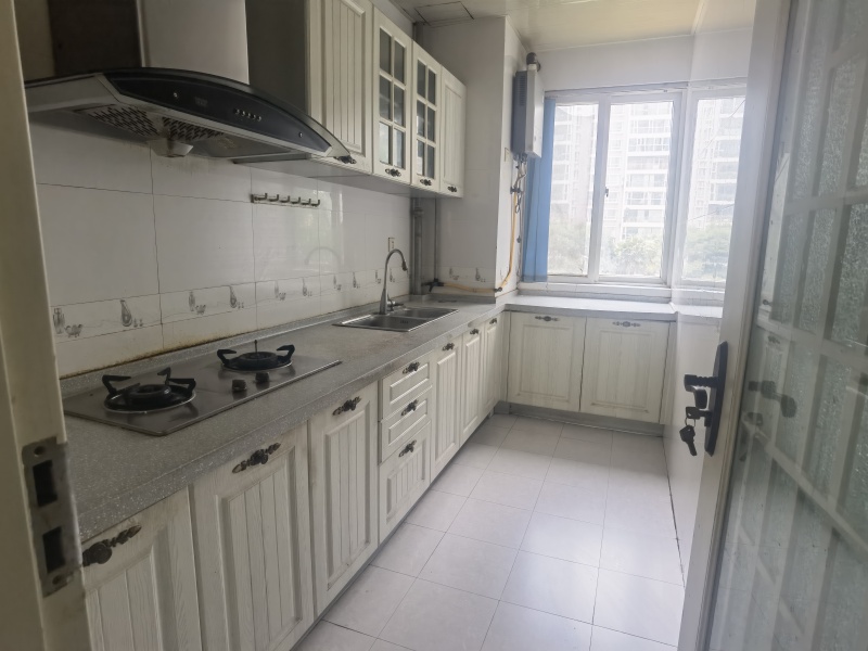 3室2廳 云南映象C區(qū)廚房