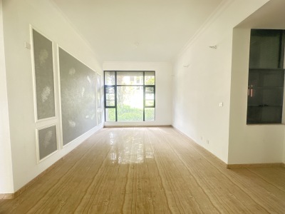 3室2廳2陽臺 碧桂園璟臺客廳