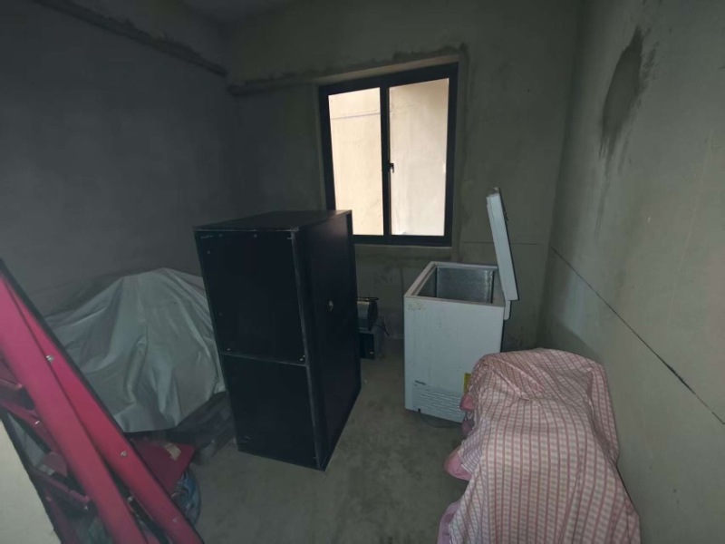 5室2廳2陽臺 昆明湖上壩7號地塊瀾庭臥室