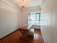 4室2廳2陽(yáng)臺(tái) 金域緹香臥室