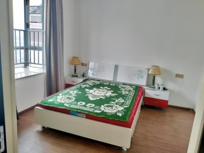 3室2廳1陽(yáng)臺(tái) 拓東大城二期