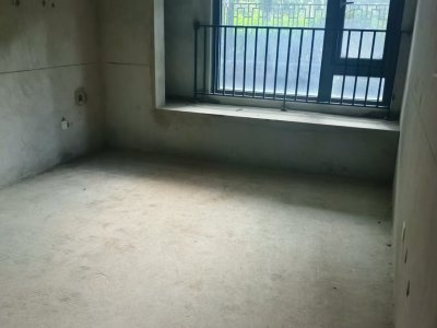 5室2廳2陽臺(tái) 世博生態(tài)城鳴鳳鄰里